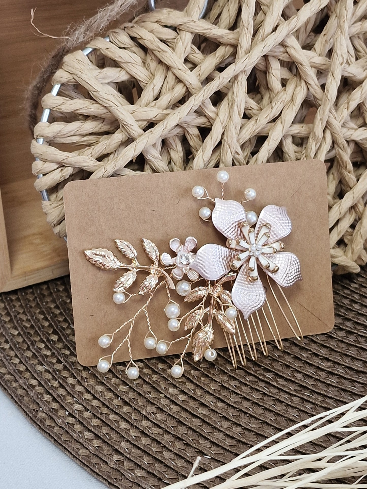 Les Accessoires à Cheveux - Peigne Décoration Florale