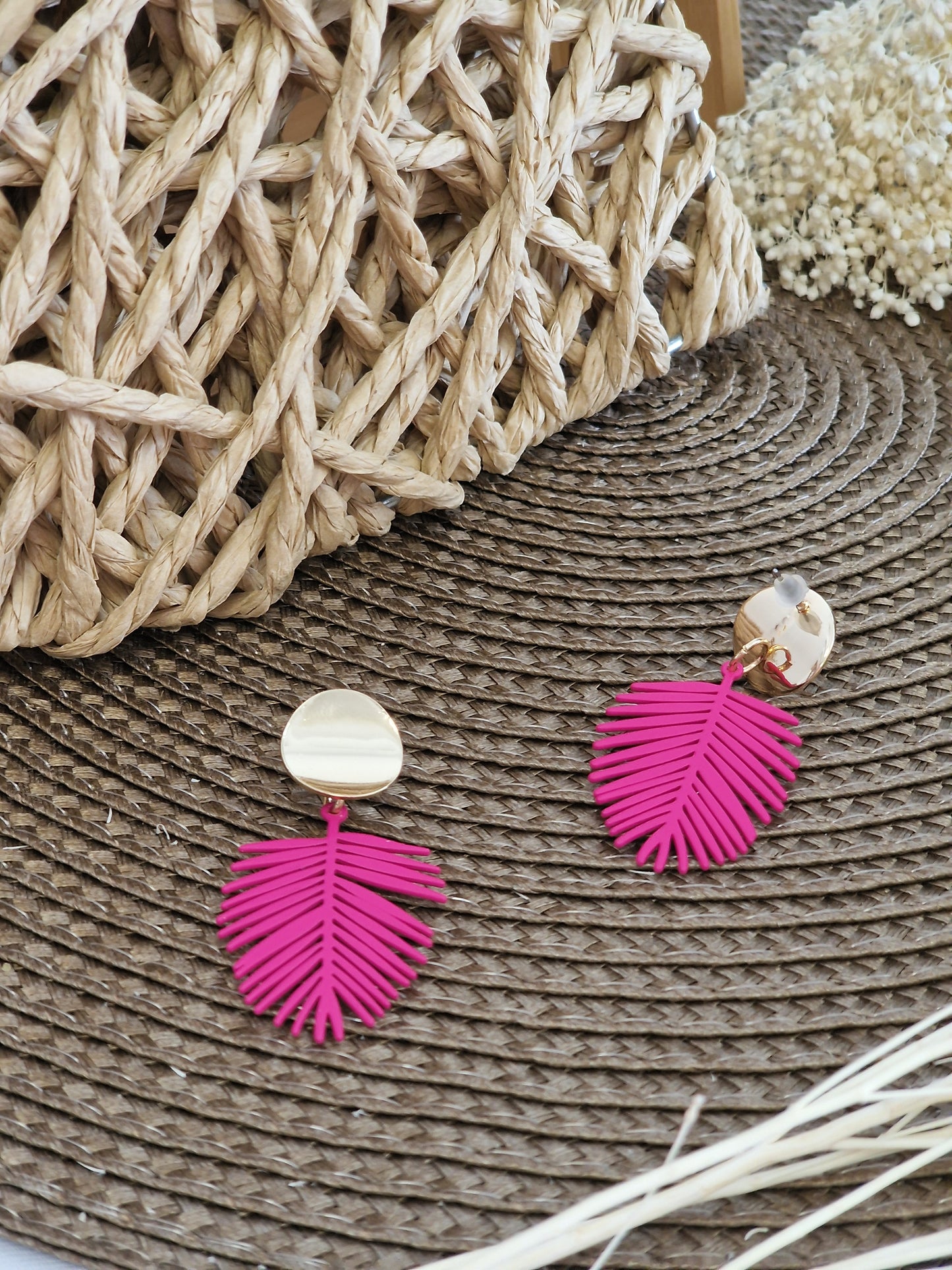 Notre Collection de Bijoux - Boucle d'Oreille Feuille Rose