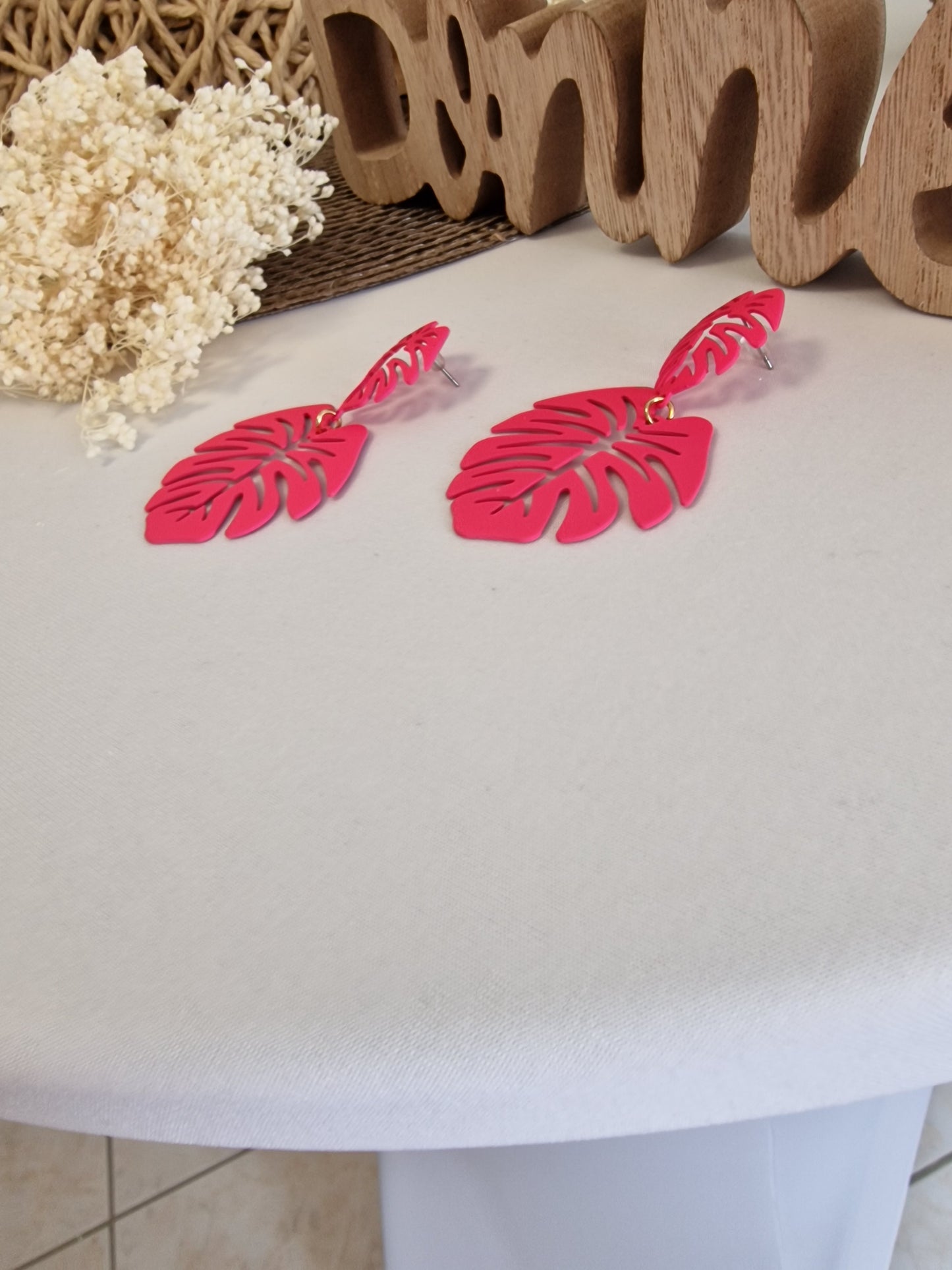 Notre Collection de Bijoux - Boucle d'Oreille Feuille Framboise