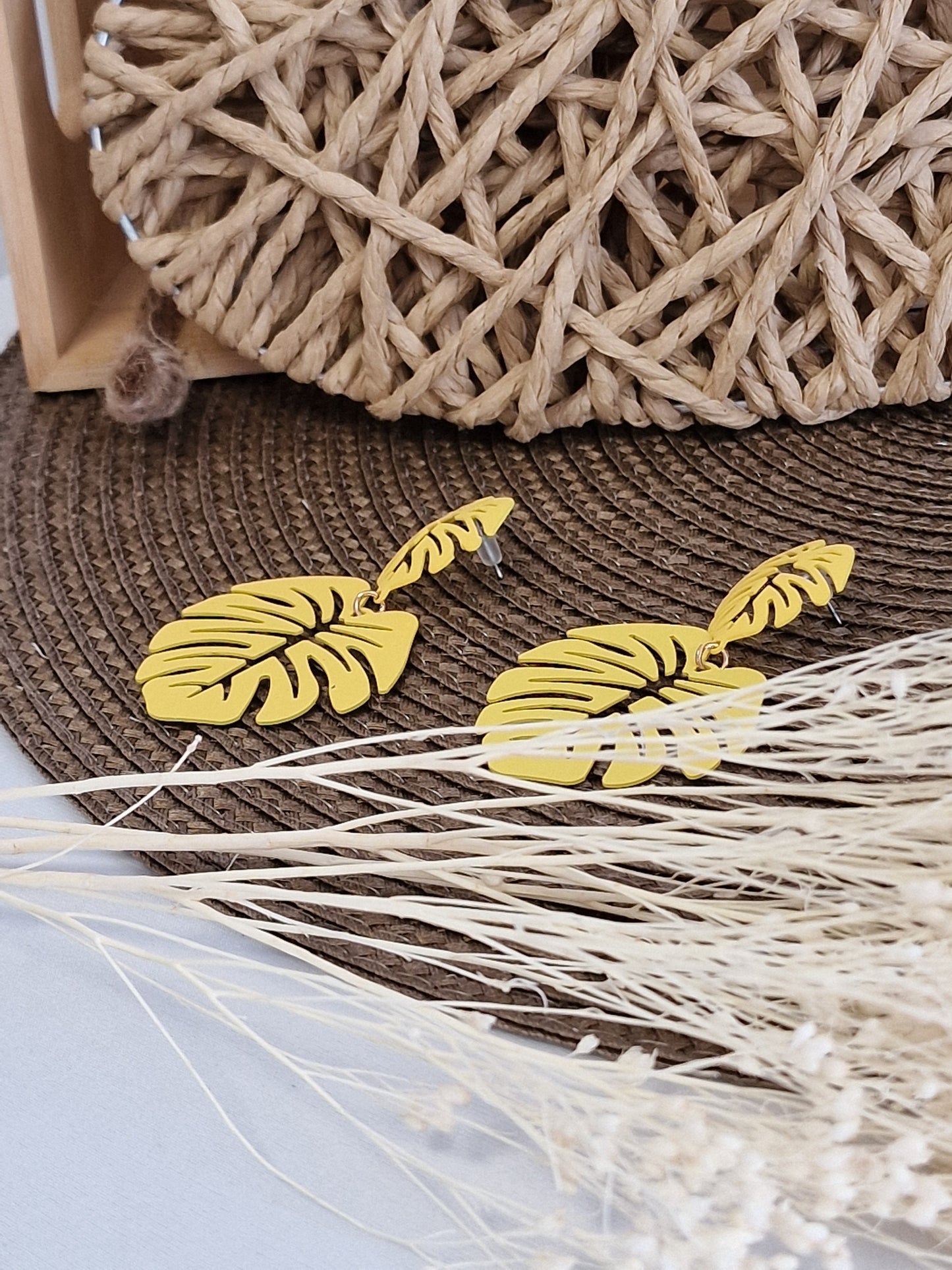 Notre Collection de Bijoux - Boucle d'Oreille Feuille Jaune