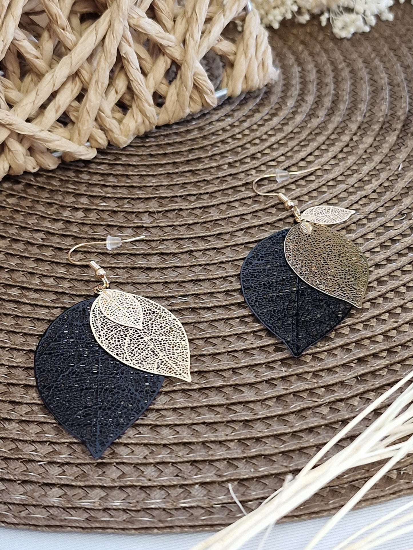 Notre Collection de Bijoux - Boucle d'Oreille Plume Noir