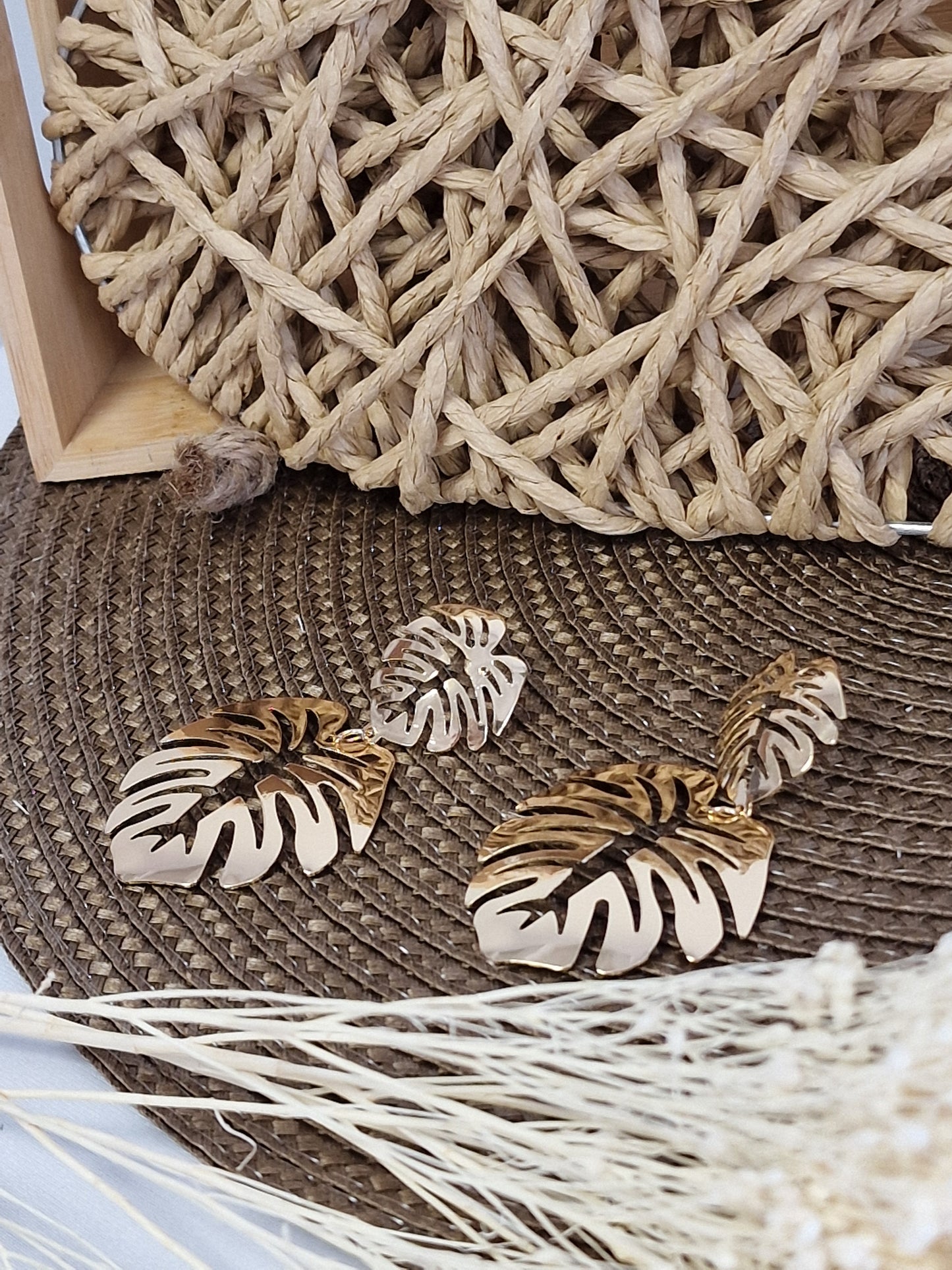 Notre Collection de Bijoux - Boucle d'Oreille Feuille Doré