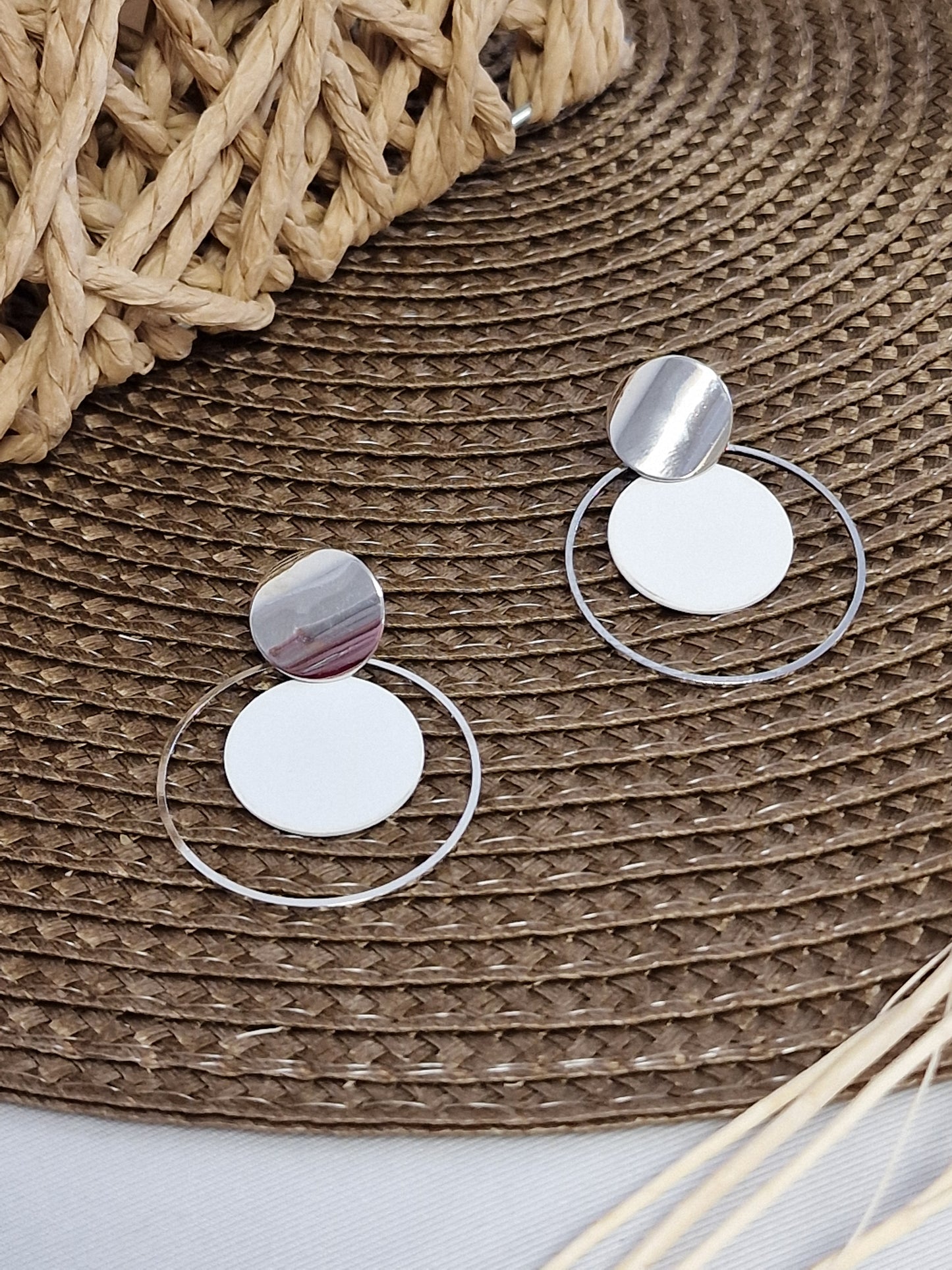 Notre Collection de Bijoux - Boucle d'Oreille Ronde Blanche