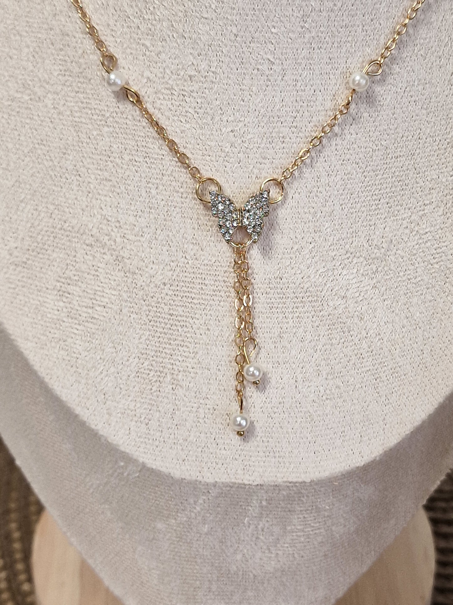 Notre Collection de Bijoux - Pendentif Papillon à Strass