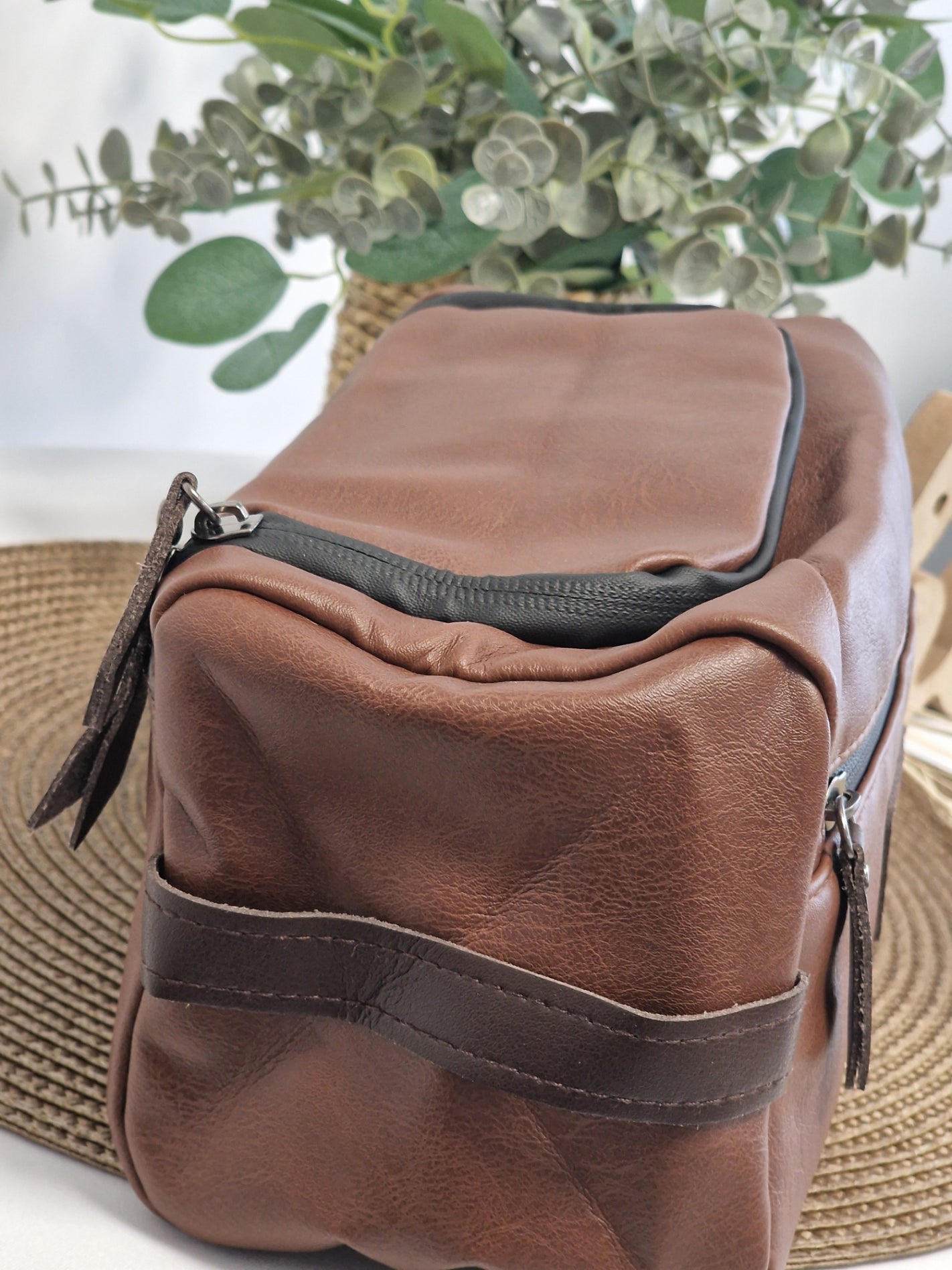 Brown Men's Toiletry Bag