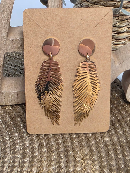 Notre Collection de Bijoux - Boucle d'Oreille Pendante Feuille Doré