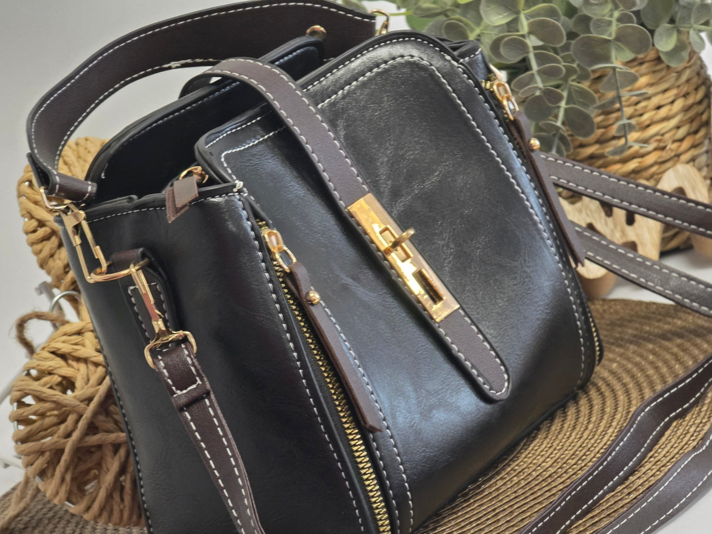 Lily Black and Brown Bag