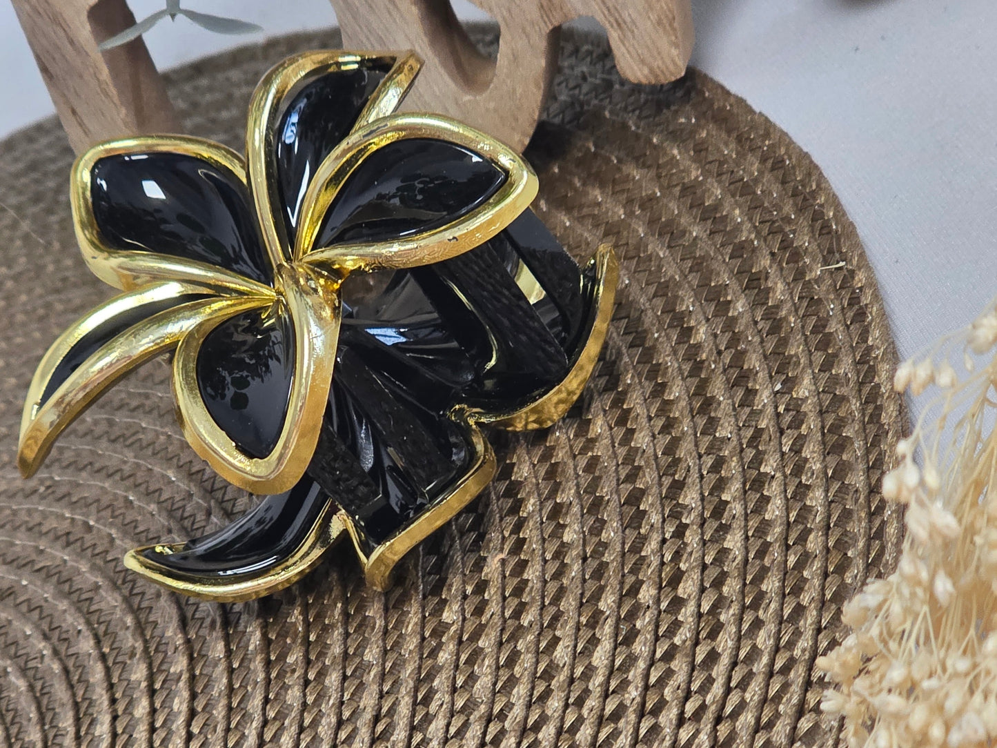 Pince à Cheveux Fleur Noir Doré