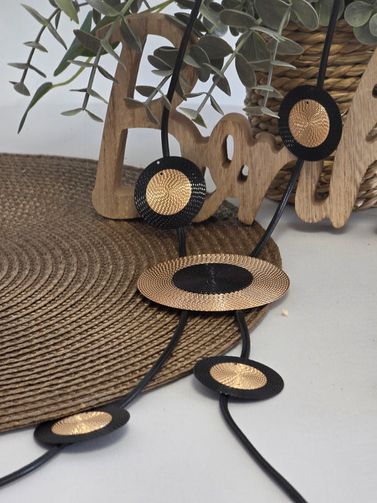 Notre Collection de Bijoux - Collier Sautoir Vintage Rond Noir Doré