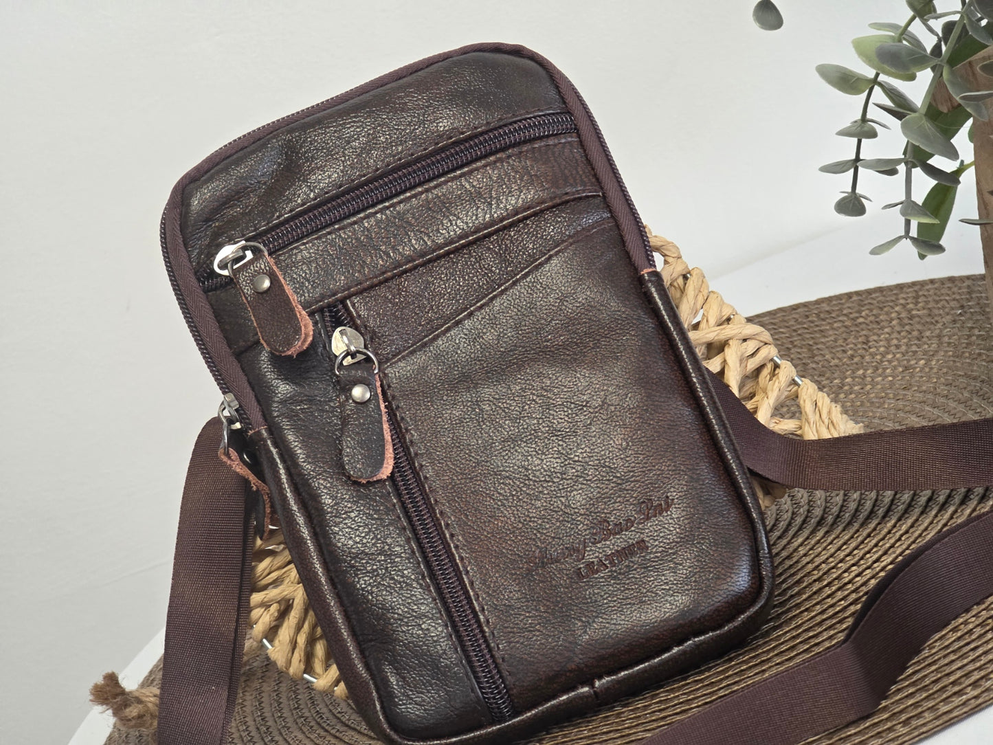 Dark Bun Masculine Clutch