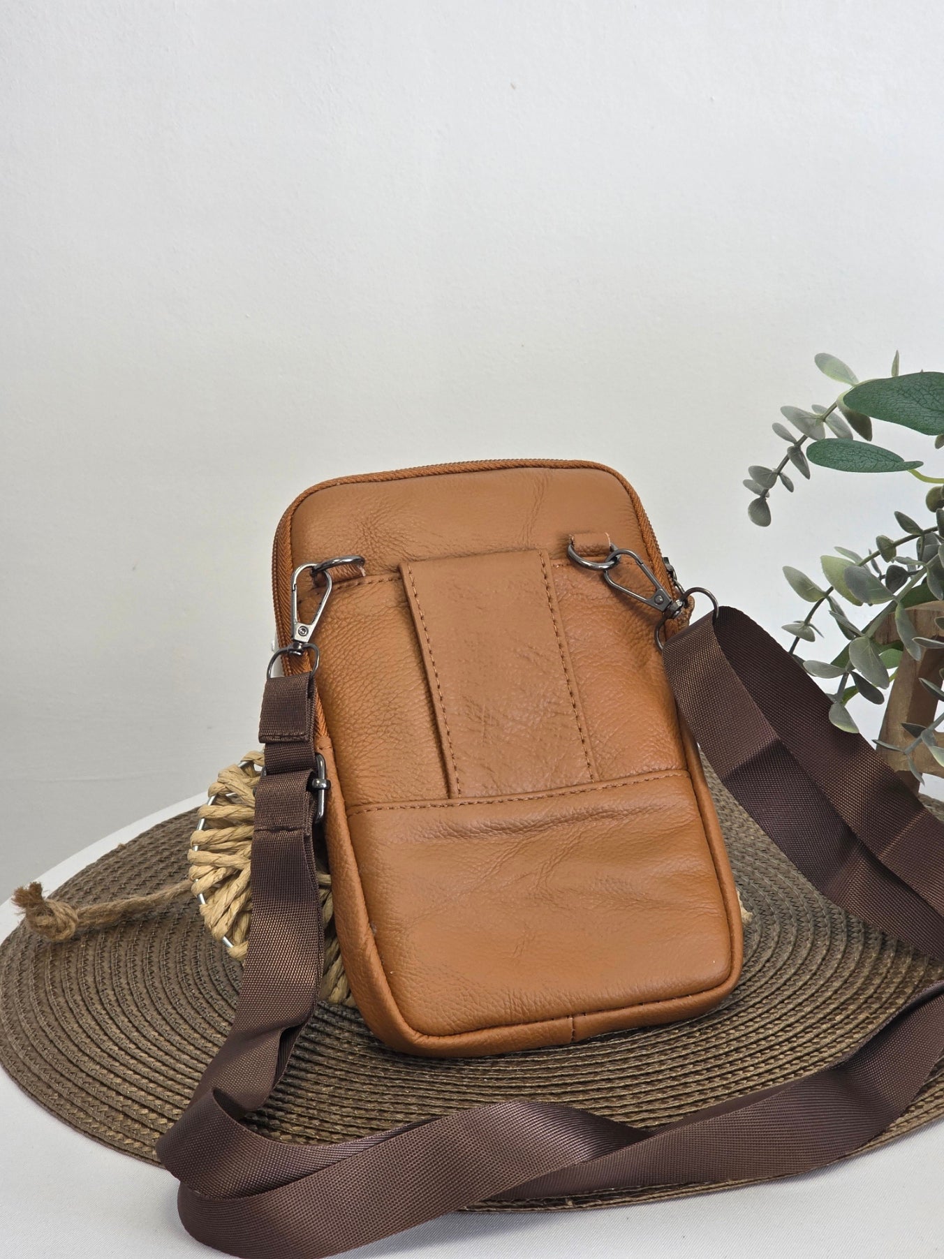 Camel Men's Clutch