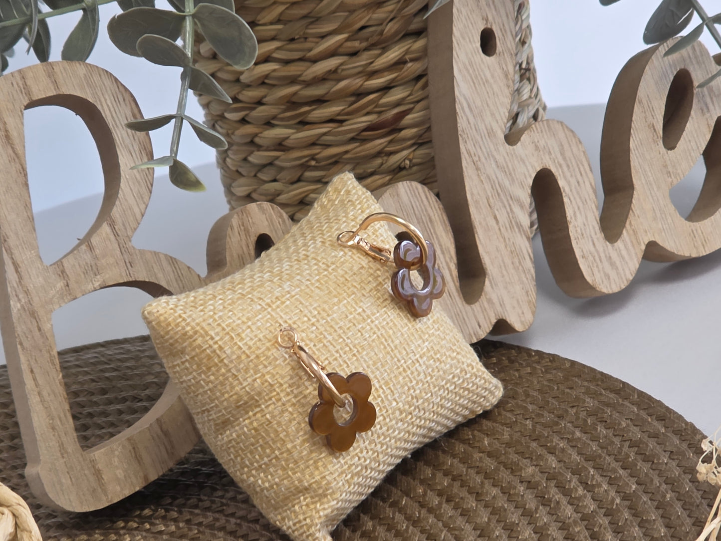 Notre Collection de Bijoux - Boucle d'Oreille Fleur Camel