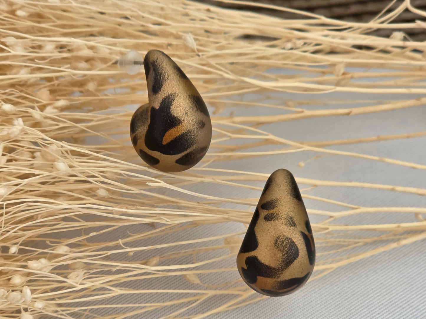 Notre Collection de Bijoux - Boucle d'Oreille Goutte d'Eau Léopard