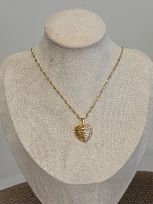 Notre Collection de Bijoux - Pendentif Forme Cœur Strass à Aile Ouvrant