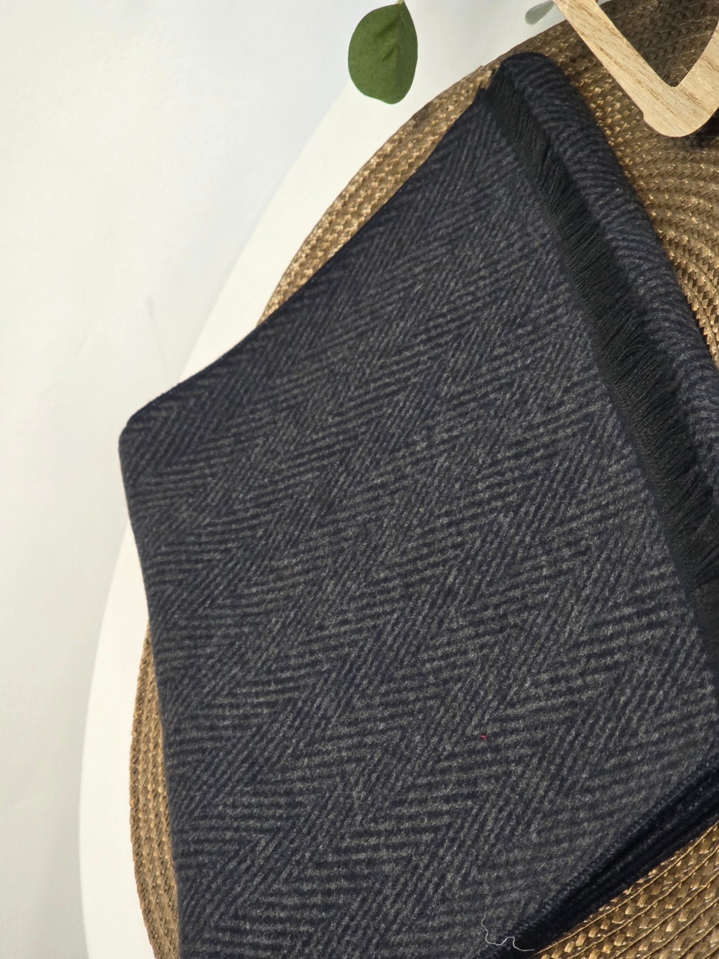 Nos Foulards Homme Tons Gris Foncé Rayé