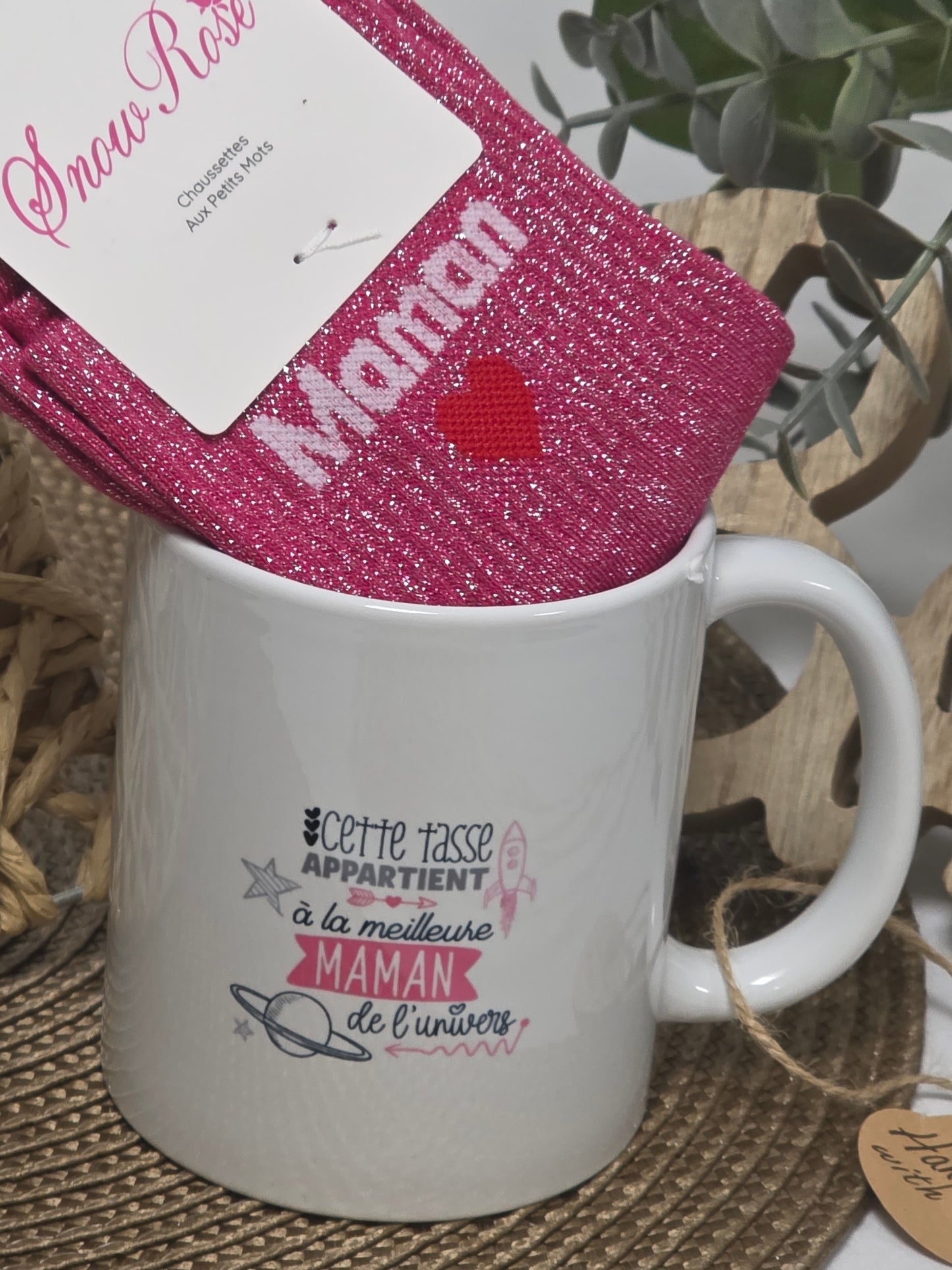 MUG MEILLEUR MAMAN DE L'UNIVERS AVEC SA CHAUSSETTE PAILLETEE