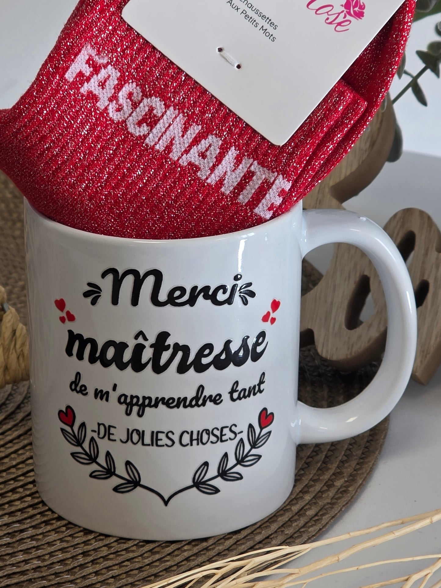 MUG MERCI MAITRESSE AVEC SA CHAUSSETTE PAILLETEE