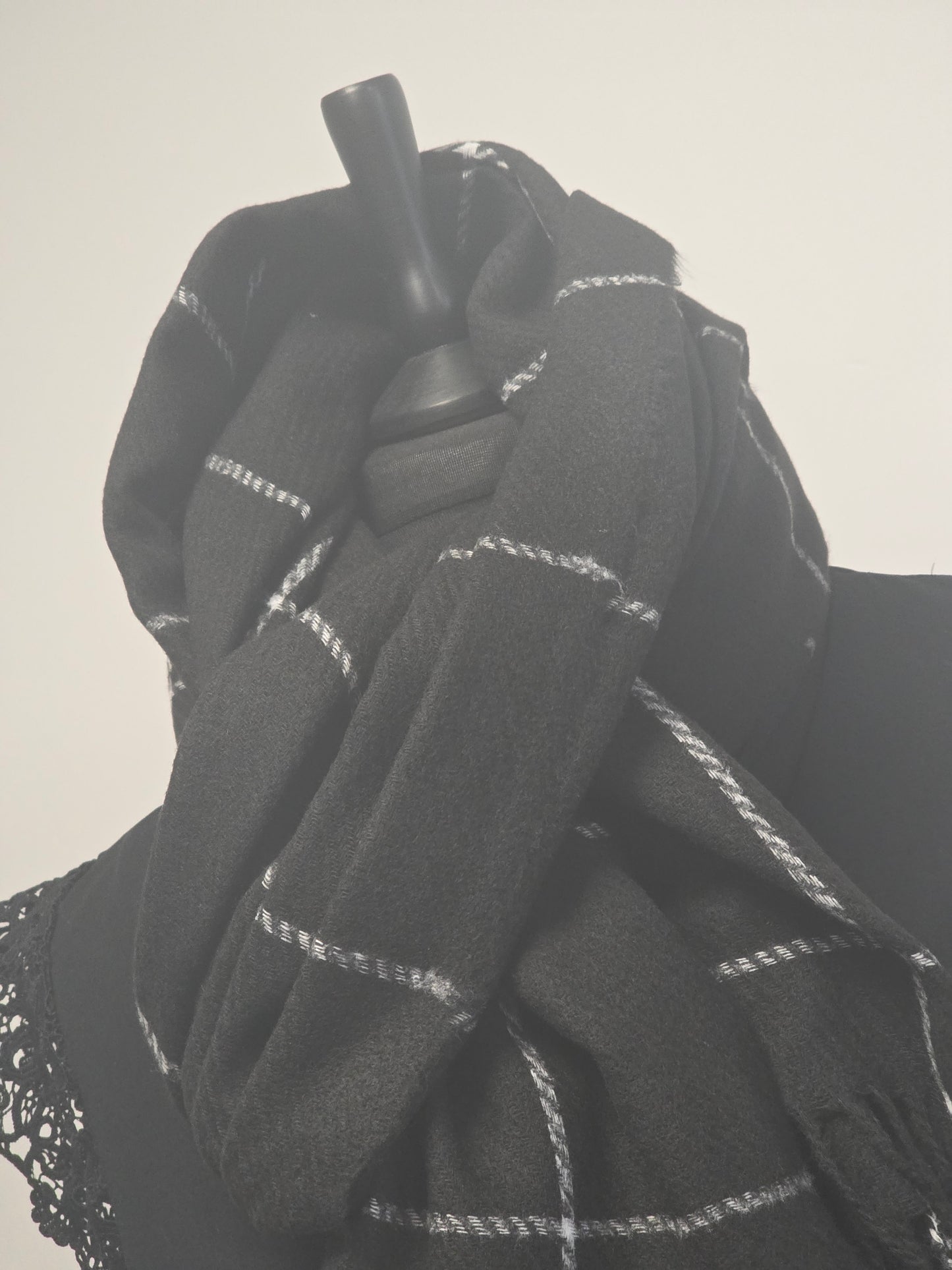 Echarpe Femme Tons Noir Rayure Grise