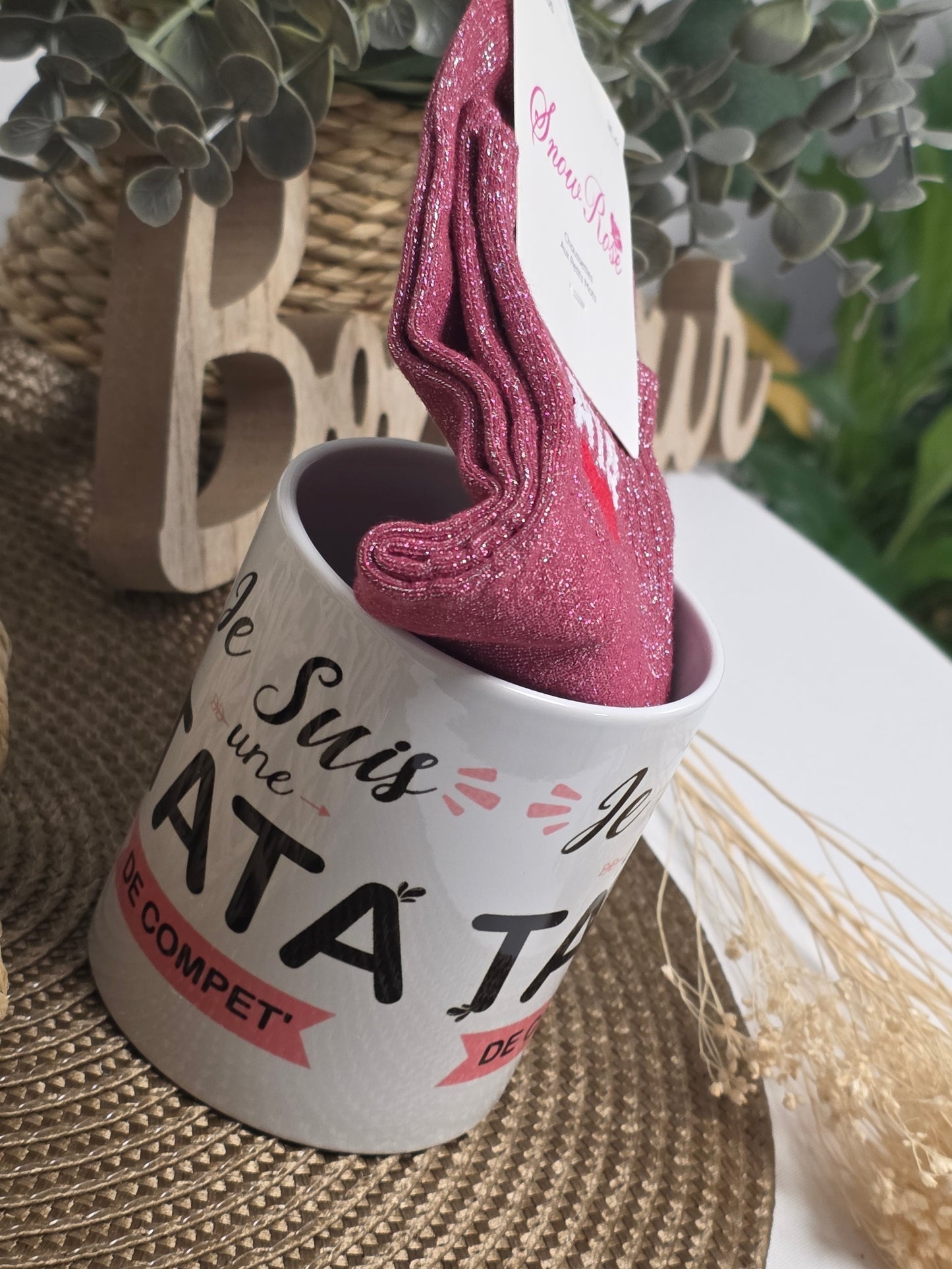 MUG TATA DE COMPET' AVEC SA CHAUSSETTE PAILLETEE