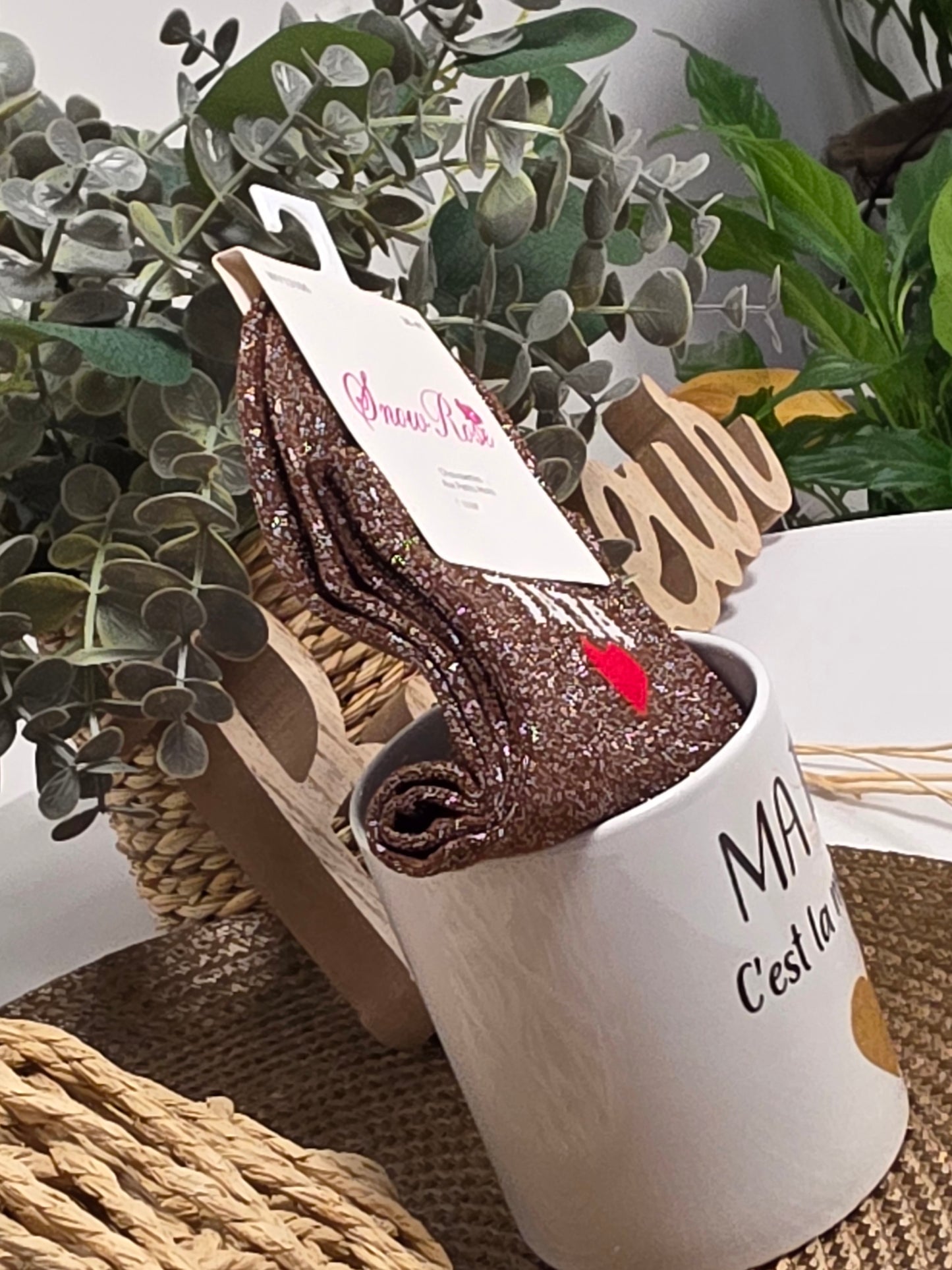 MUG MA TATA C'EST LA MEILLEURE AVEC SA CHAUSSETTE PAILLETEE