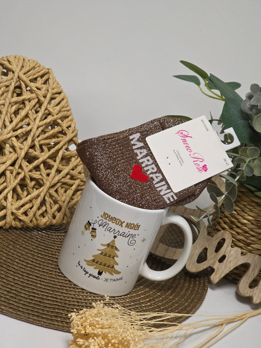 MUG JOYEUX NOEL MARRAINE AVEC SA CHAUSSETTE PAILLETEE