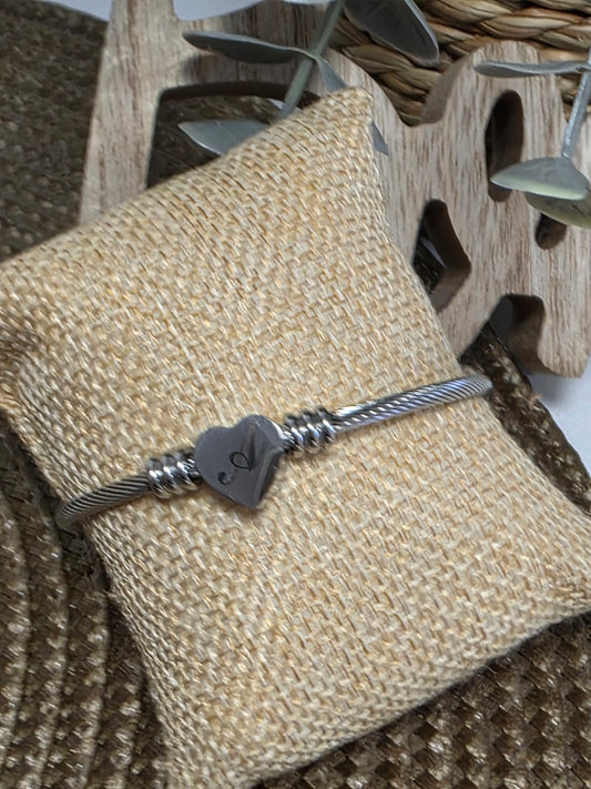 LES BRACELETS LETTRE " A" Argenté