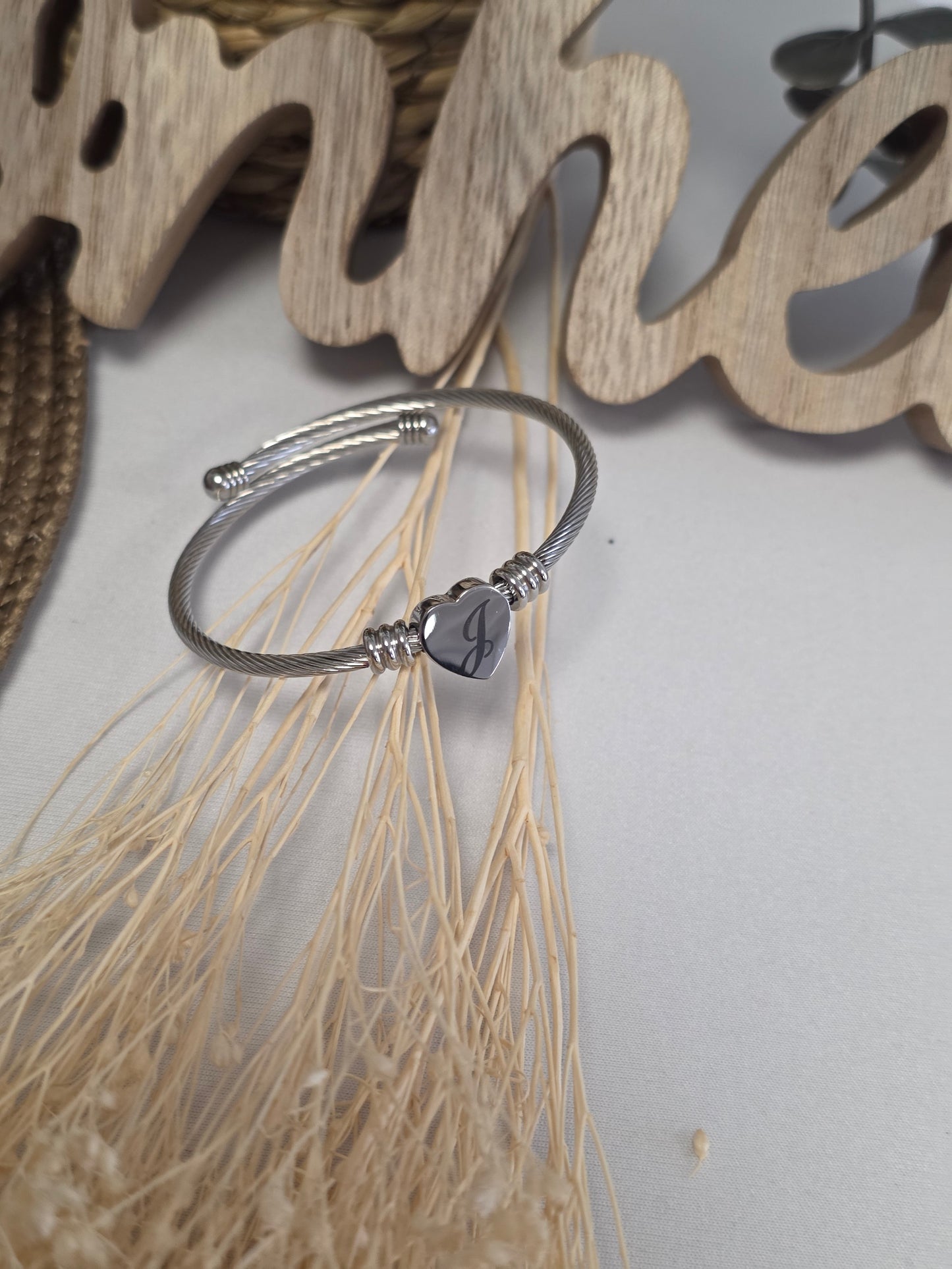 LES BRACELETS LETTRE " J " Argenté