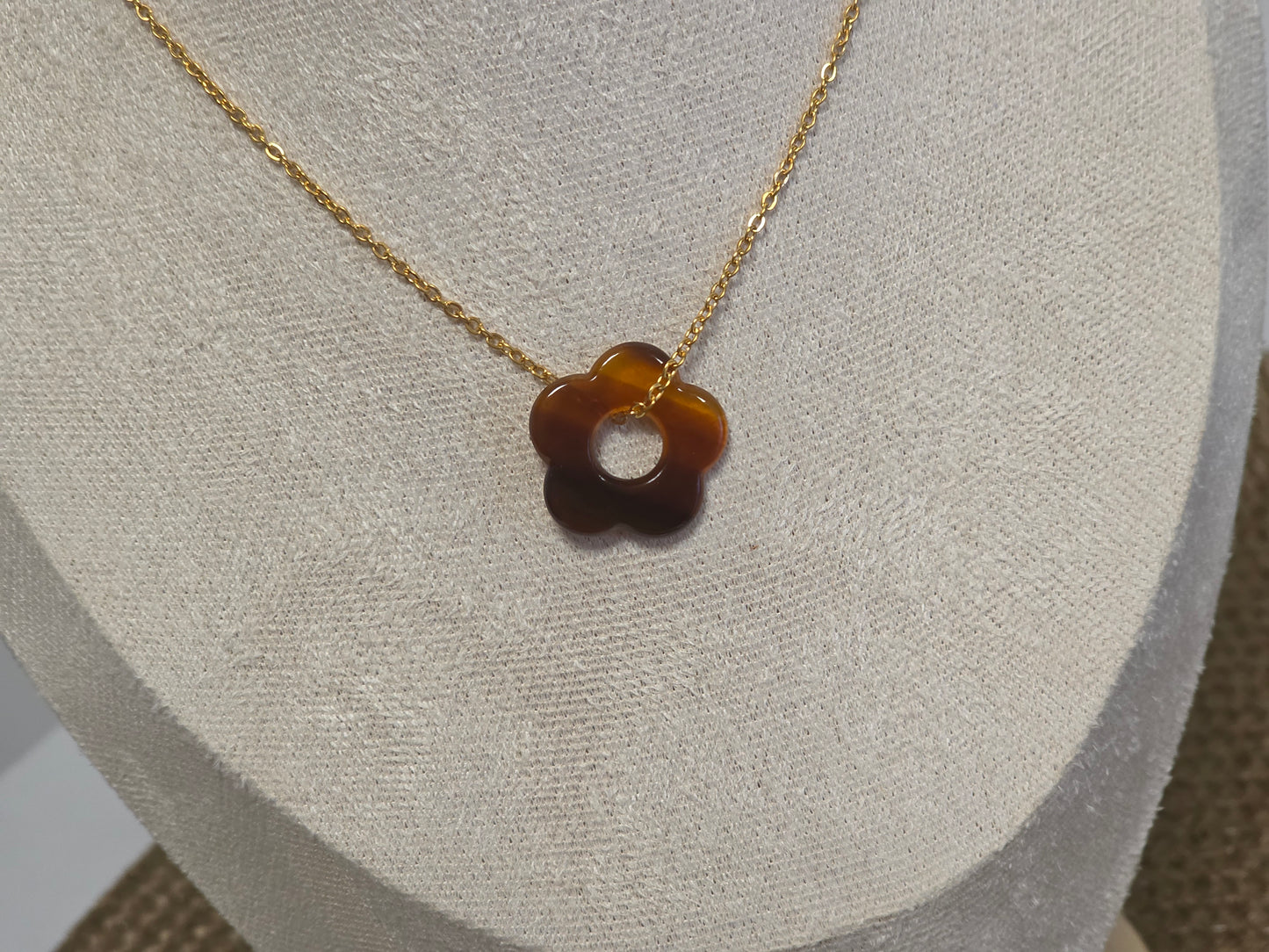 Notre Collection de Bijoux - Pendentif à Fleur N°3