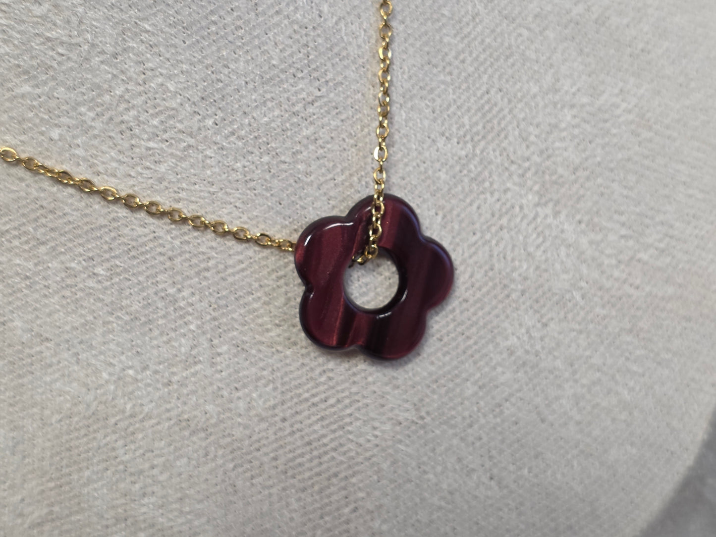 Notre Collection de Bijoux - Pendentif à Fleur N°9