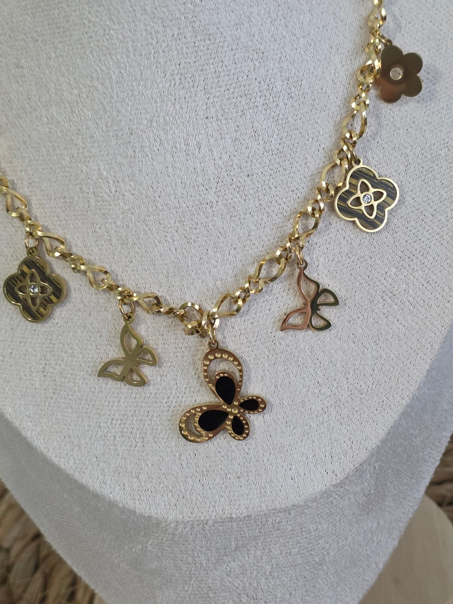 Pendentif Breloque Noir Doré