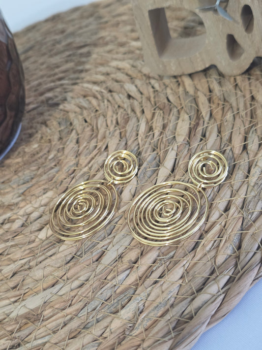 Boucle d'Oreille Pendante Zig Zag Doré