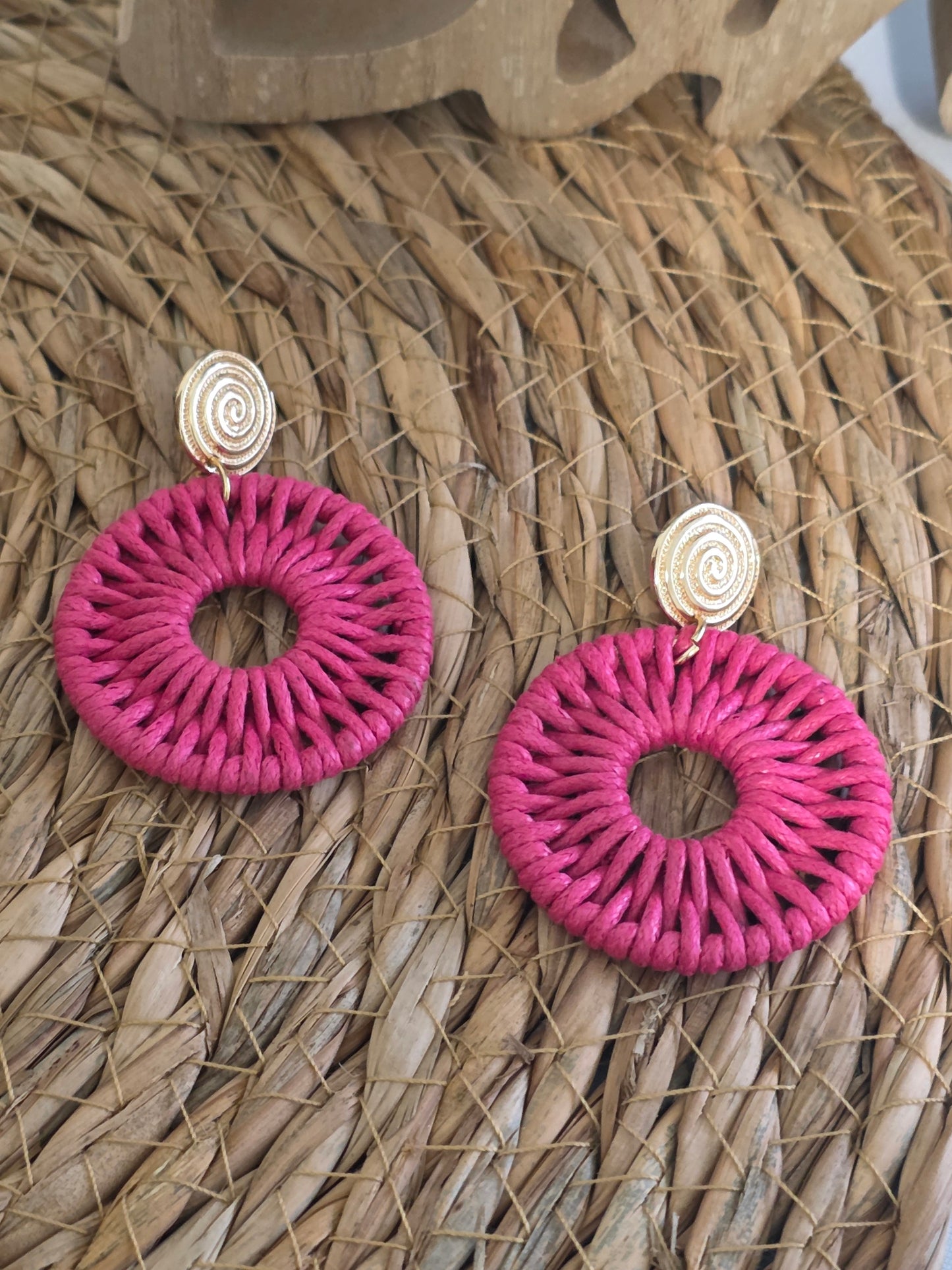 Boucle d'Oreille Corde Torsadé Fuchsia