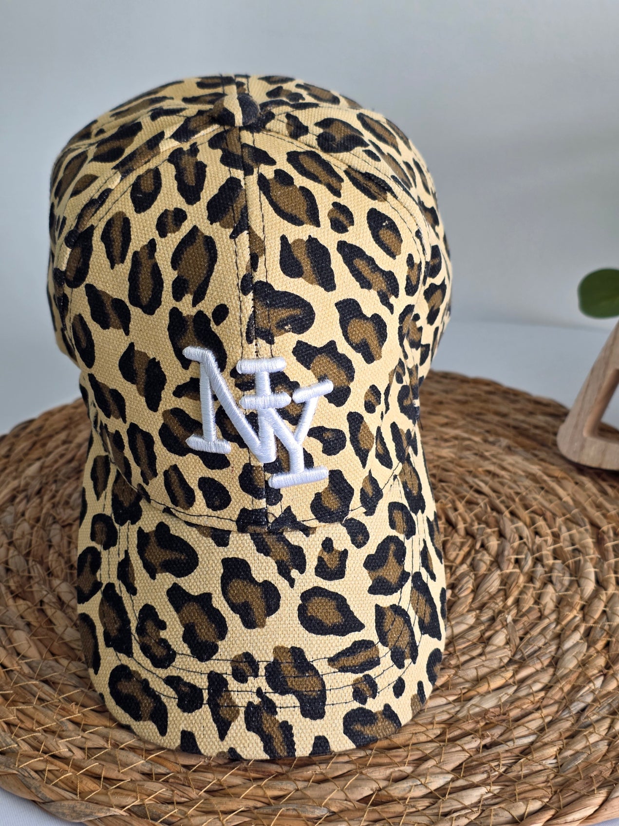 Casquette Féminine Léopard Ecusson New York