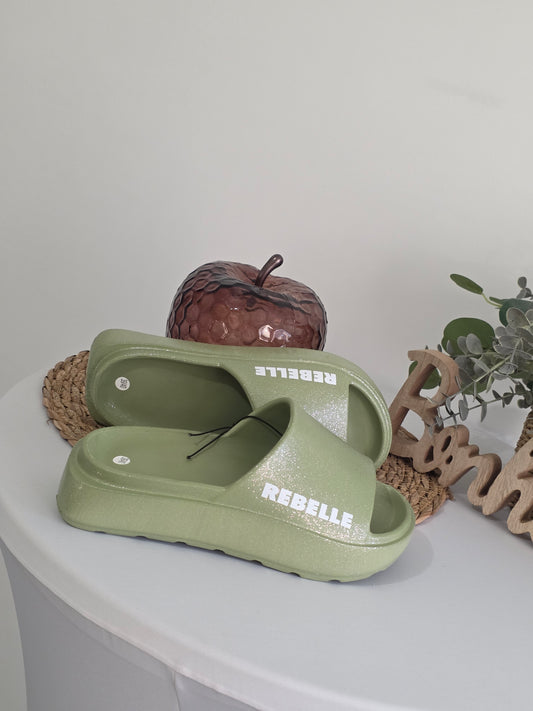 REBELLE 39/40 - Claquette à Paillette Sauge