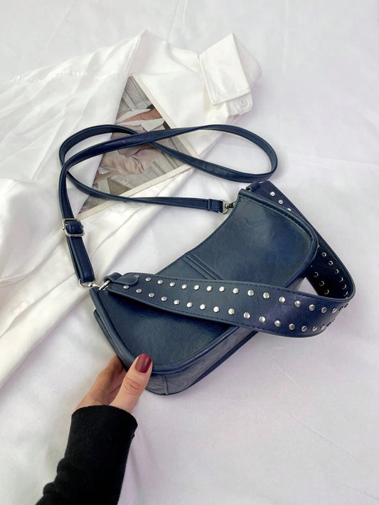 Sac Lily