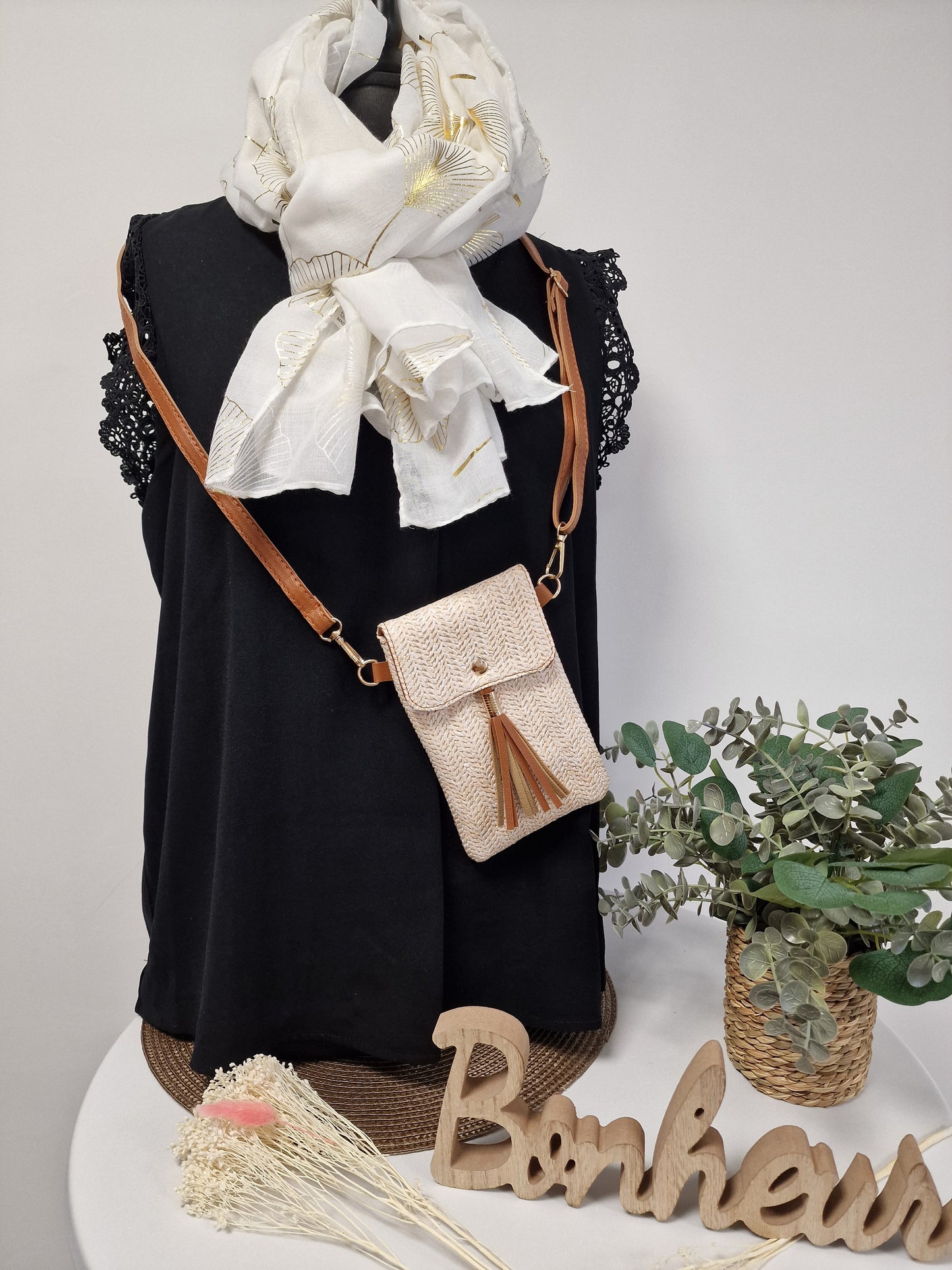 Pochette Camélia Beige