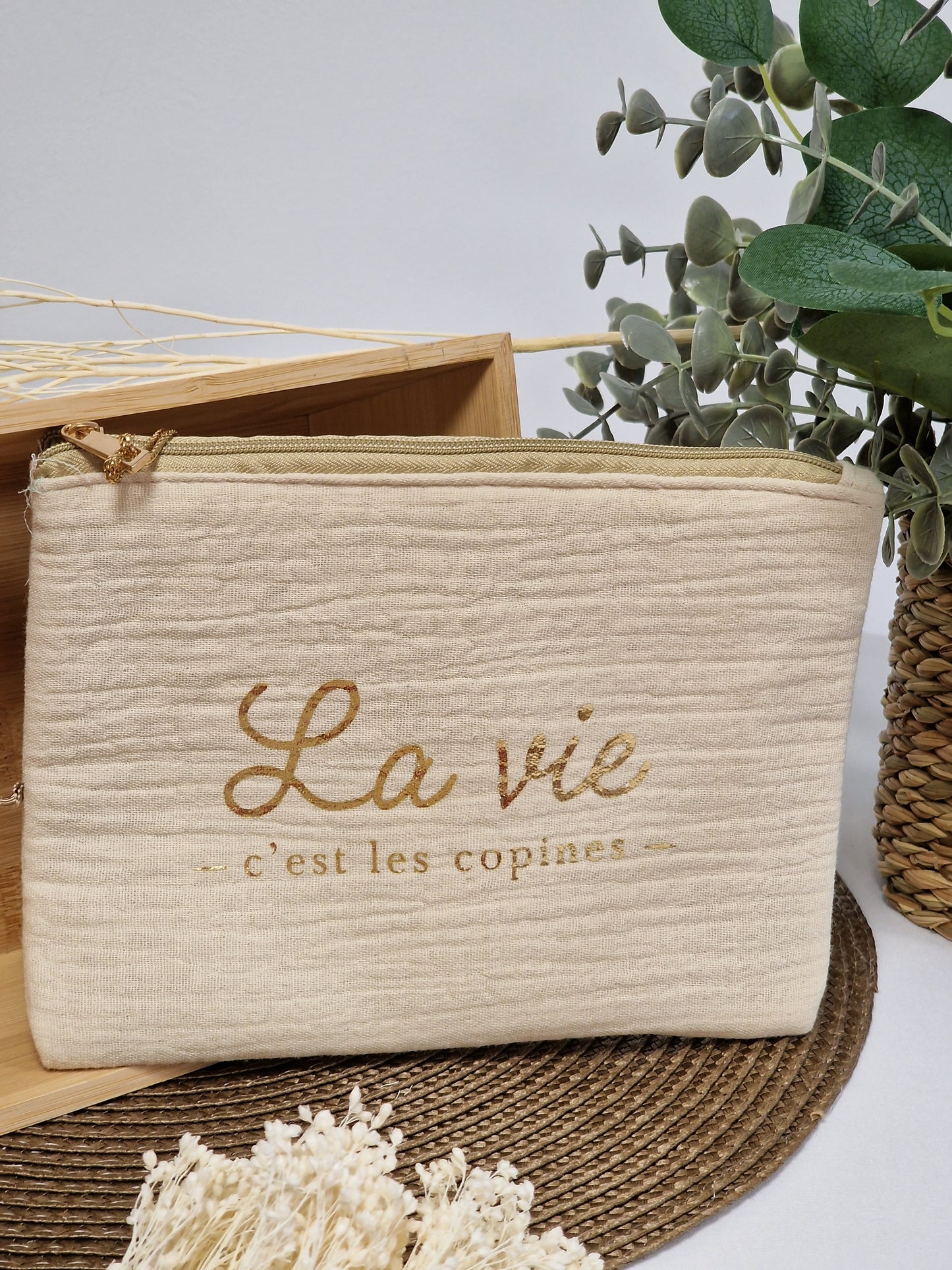 Nos Pochettes " La vie c'est les copine " Beige