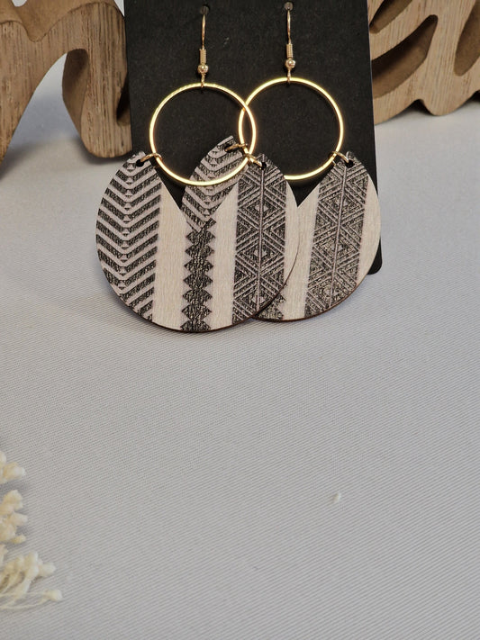 Notre Collection de Bijoux - Boucle d'oreille vintage Noir Beige