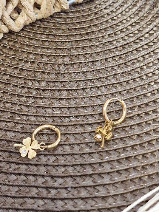 Notre Collection de Bijoux - Boucle d'Oreille Trèfle Doré