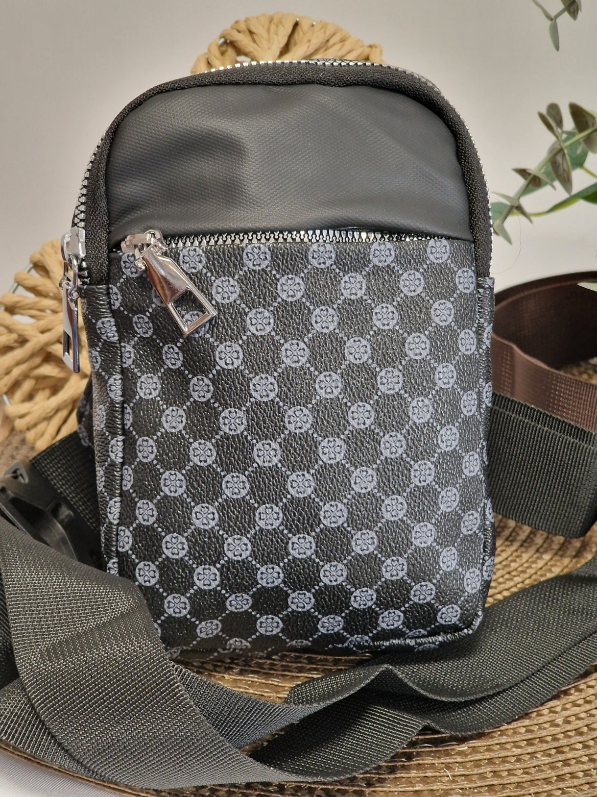 Pochette Zippé à Motif Noir