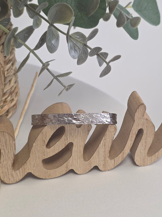 Notre Collection de Bijoux - Bracelet Manchette Texturé Argenté