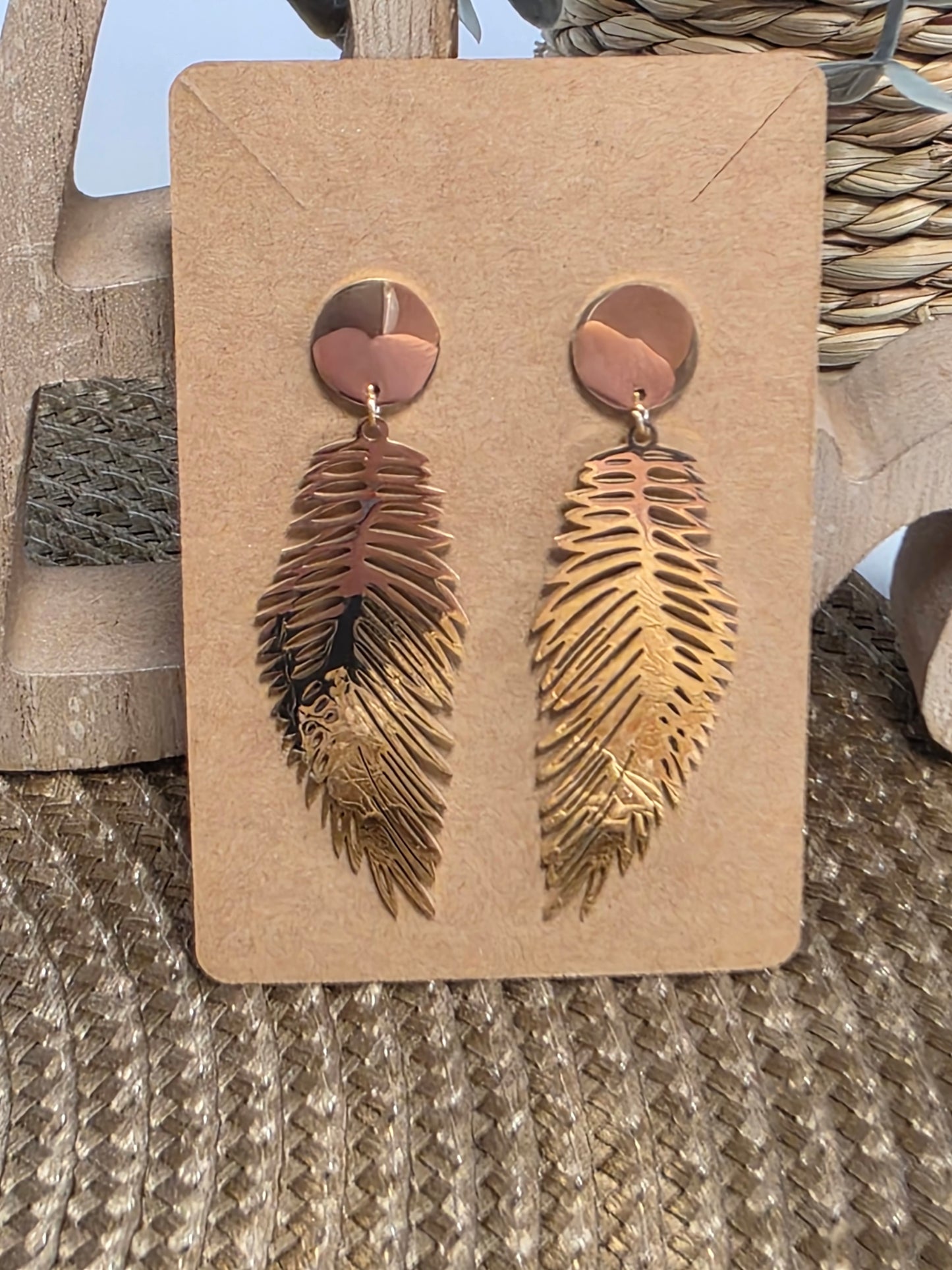 Notre Collection de Bijoux  - Boucle d'Oreille Pendante Feuille Doré