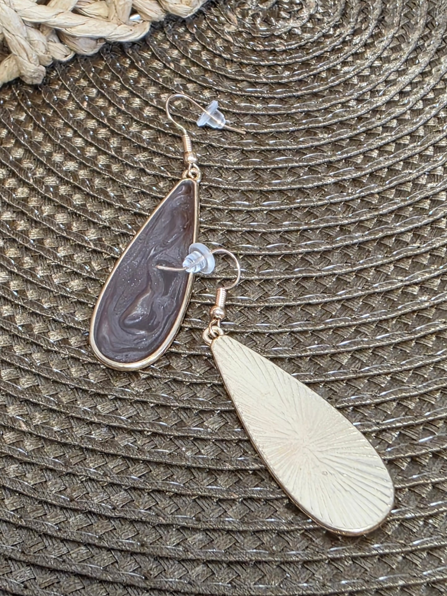 Notre Collection de Bijoux - Boucle d'Oreille Goutte d'Eau Doré et Marron