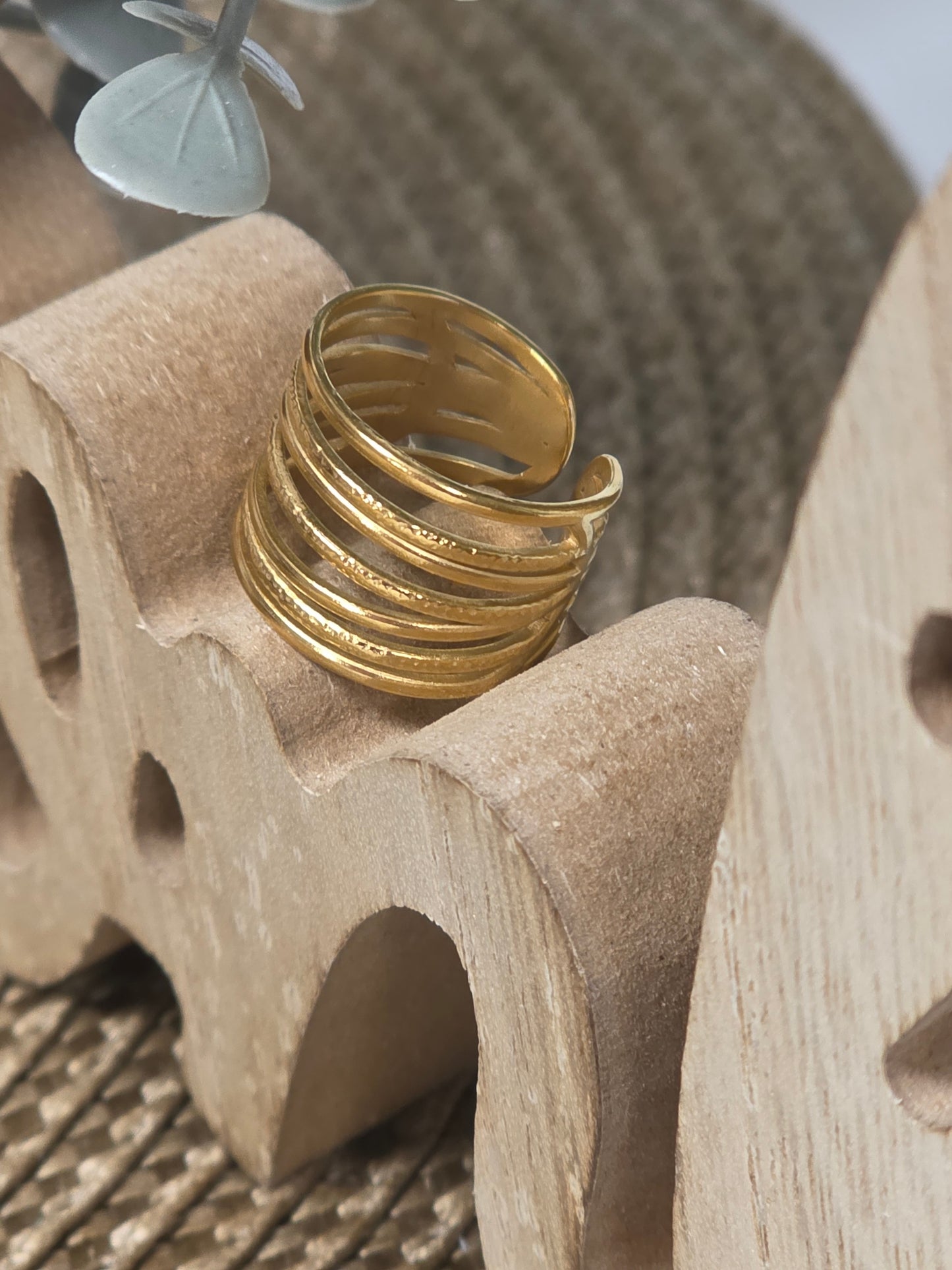 Notre Collection de Bijoux - Bague Doré Anneau Rayé