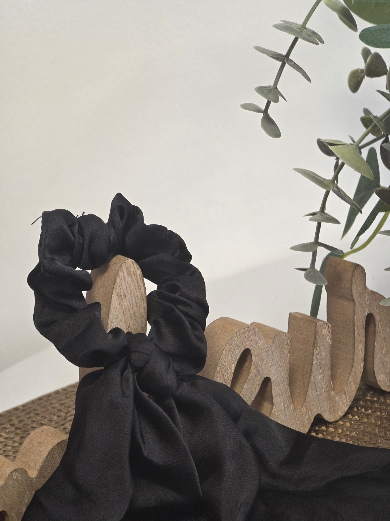 Le Chouchou Foulard Satiné Noir