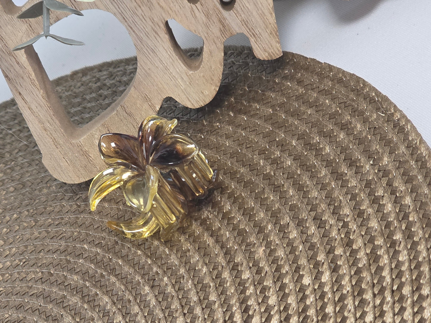 Petite Pince à Fleur Jaune Noir