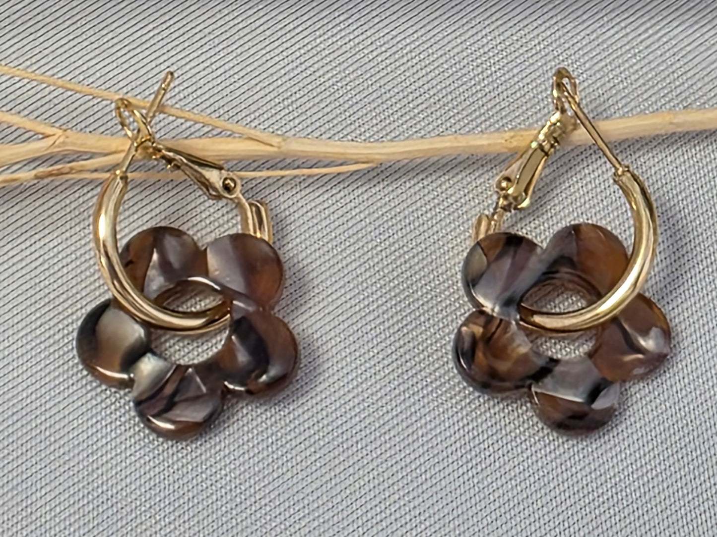 Notre Collection de Bijoux - Boucle d'Oreille Fleur Multicolore