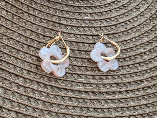 Notre Collection de Bijoux - Boucle d'Oreille Fleur Blanc Rose