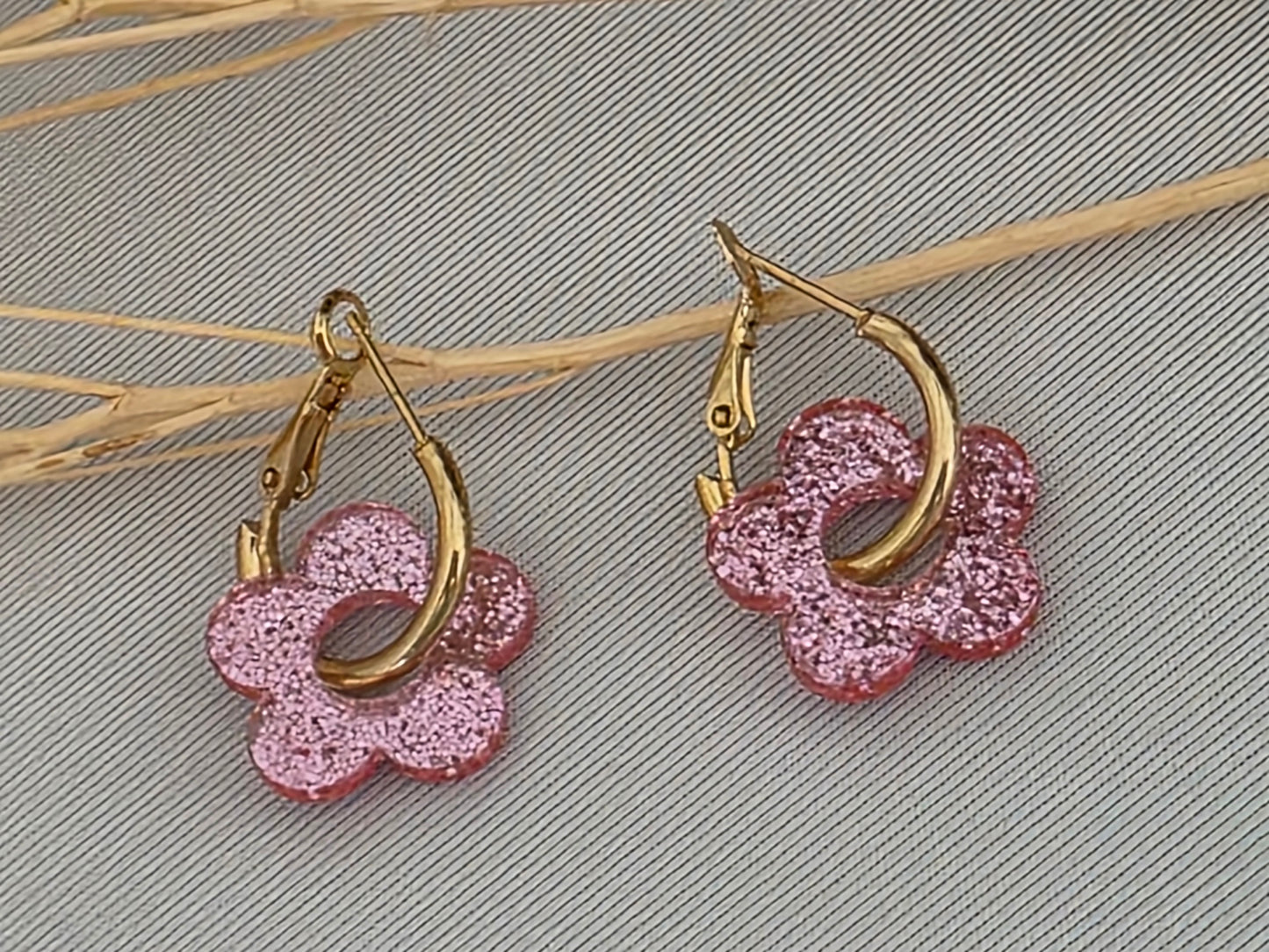 Notre Collection de Bijoux - Boucle d'Oreille Fleur Rose