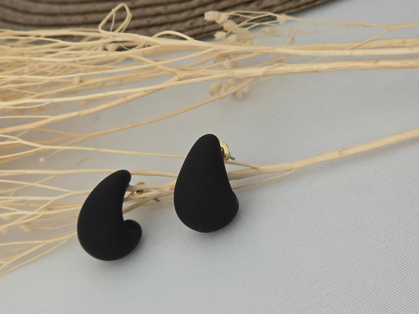 Notre Collection de Bijoux - Boucle d'Oreille Goutte d'Eau Noir
